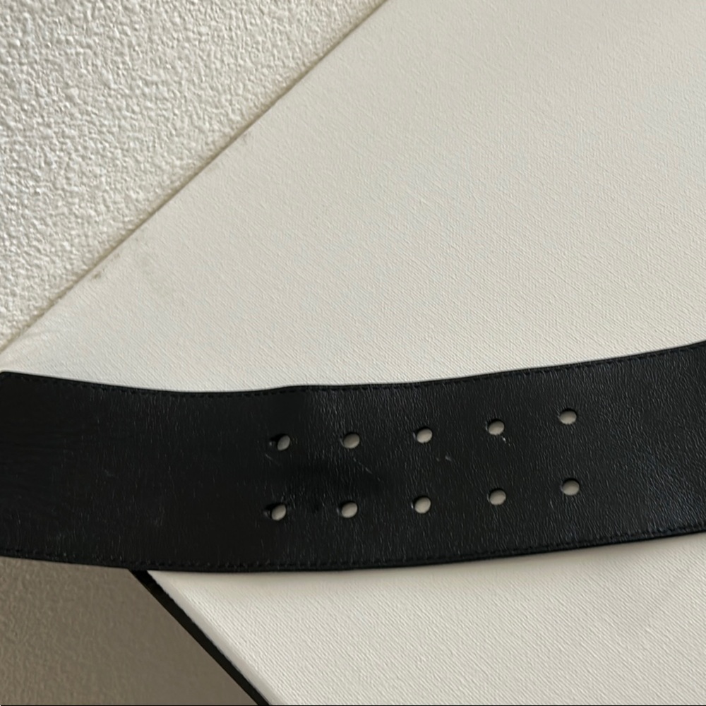 PRADA Black Leather
Chunky Round Buckle Belt  85/34 - Picture 8 of 11